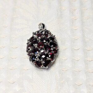 Pendant Faceted Garnets 925